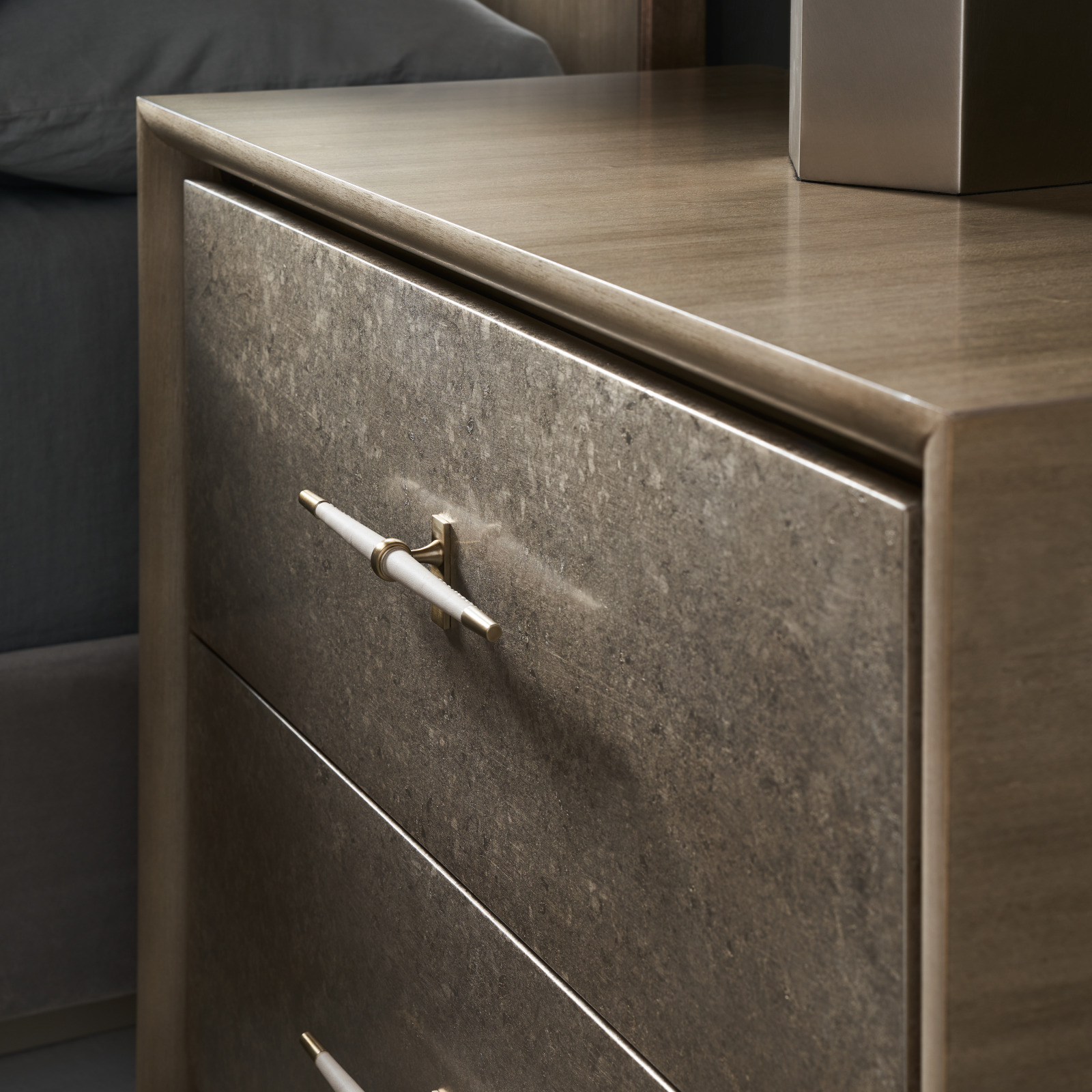 Hang Up S nightstand