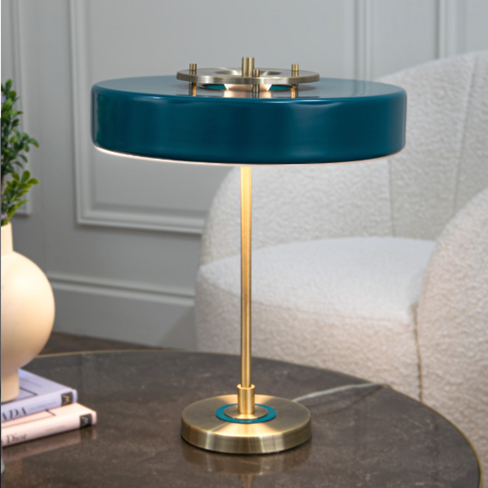 Tarbet table lamp