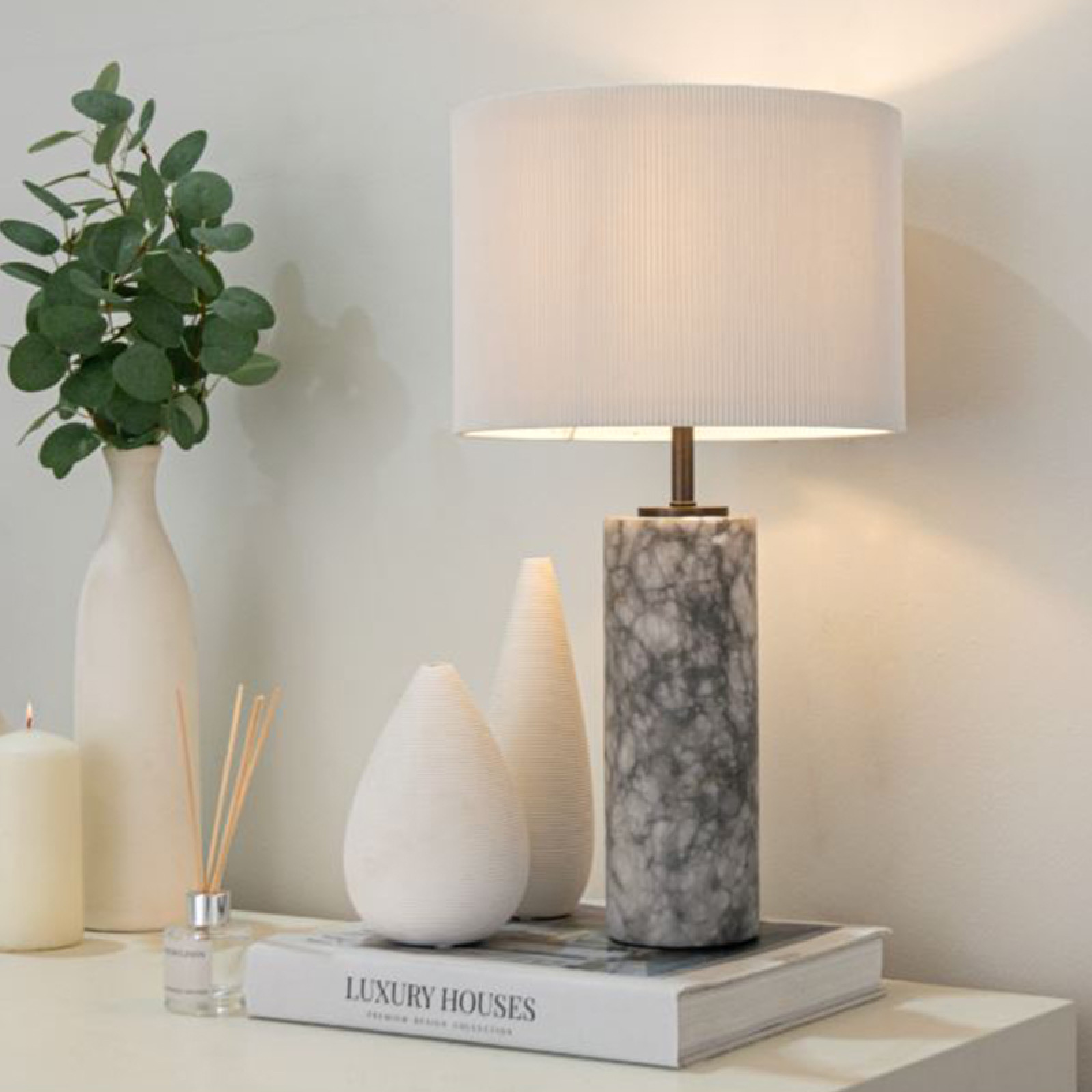Vinicio table lamp