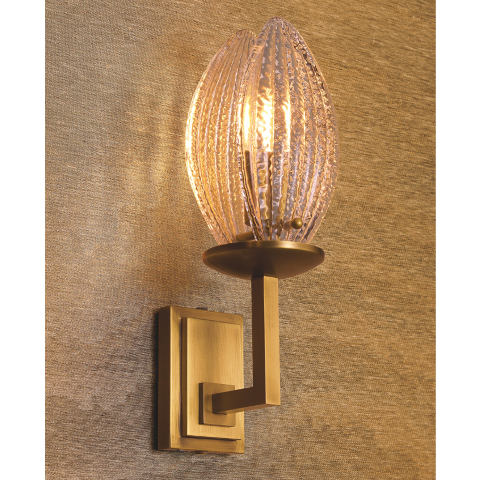 Persephone wall lamp