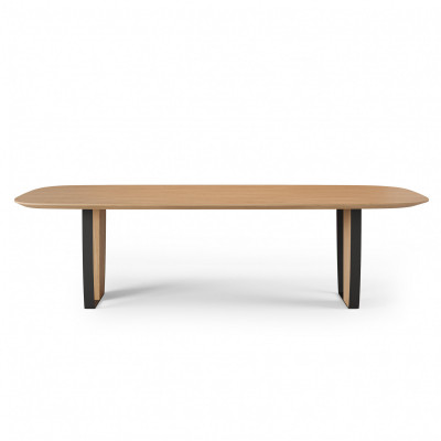 Barcelona oak dining table