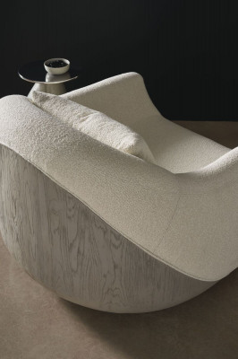 Serenity armchair