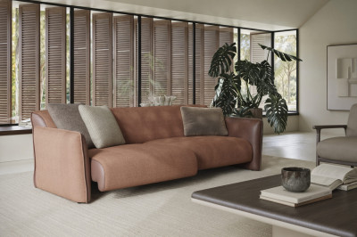 Tiffany sofa