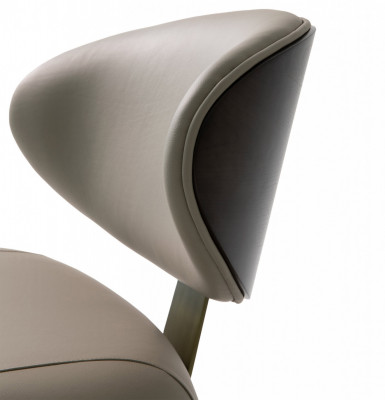 Leo elegant armchair