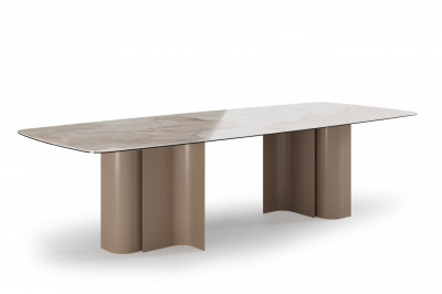 Pandora dining table