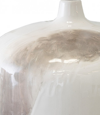 Aketa cream table lamp