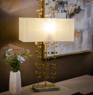 Kyle table lamp