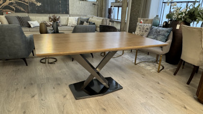 AL15 dining table