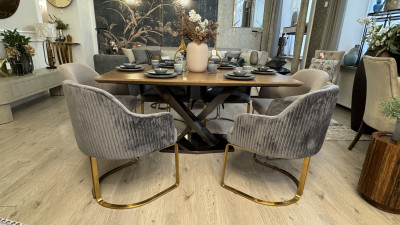 AL15 dining table