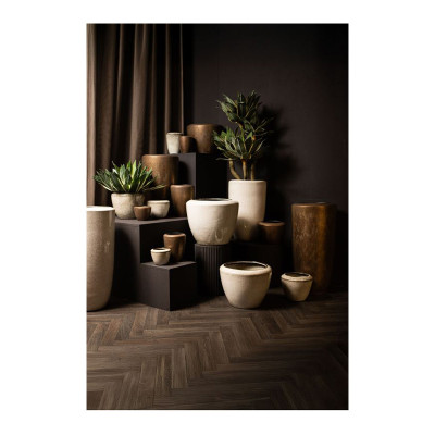 Kyleigh beige ceramic plant pot 