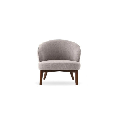 Felix with wooden legs