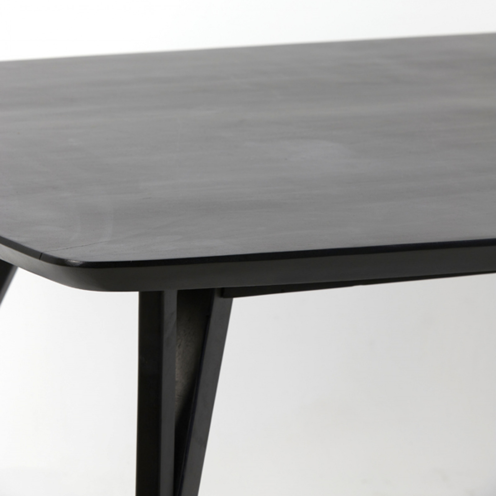 Quenza Black dining table