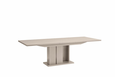 Claire dining table