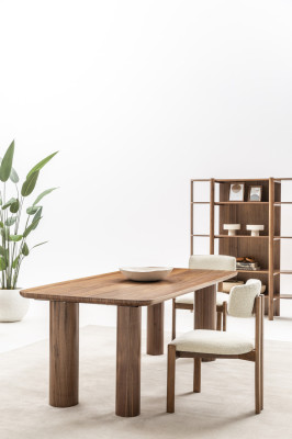 Opus dining table